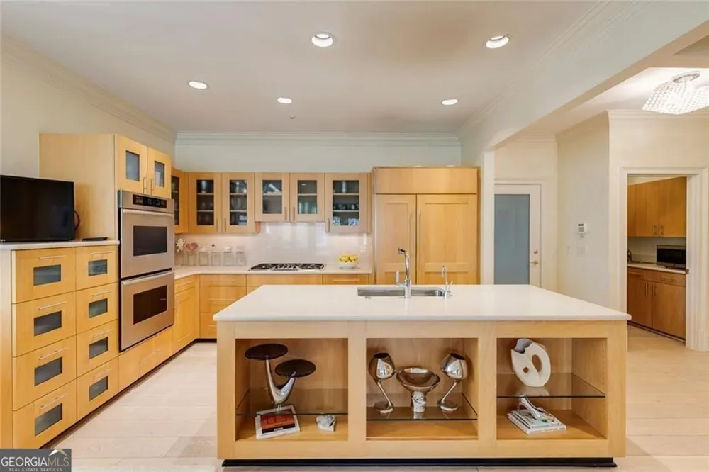 325 Riverhall CT Sandy Springs, GA 30350