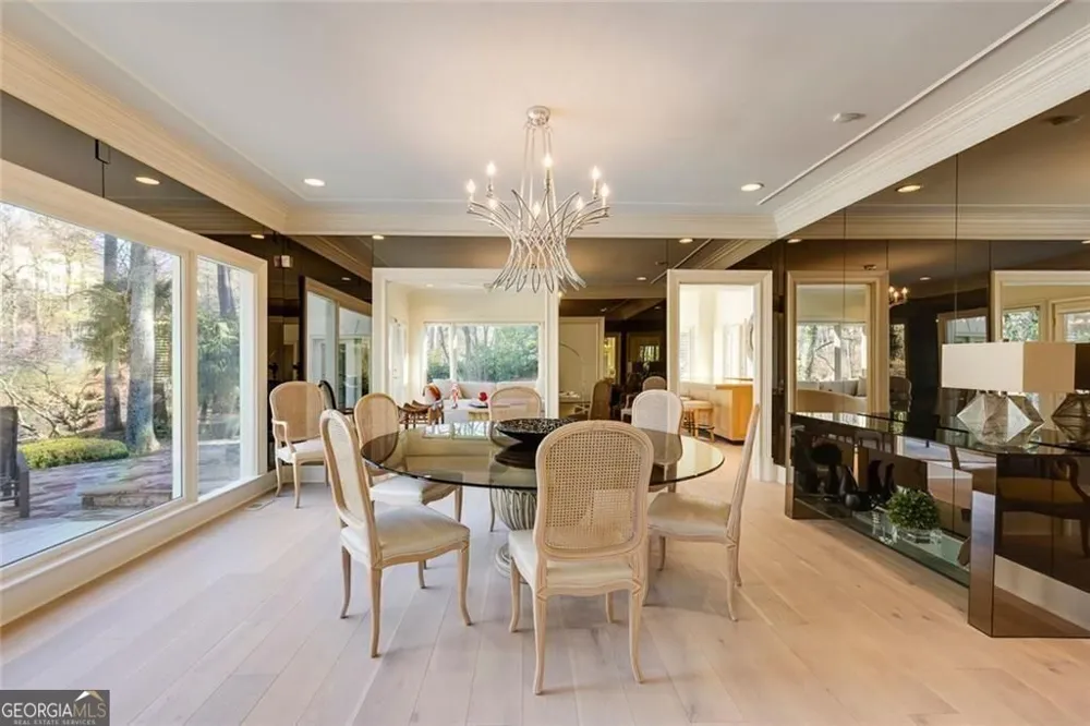 325 Riverhall CT Sandy Springs, GA 30350