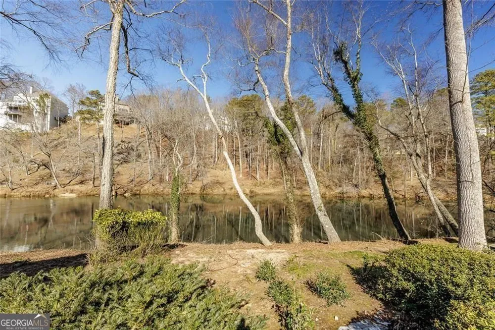 325 Riverhall CT Sandy Springs, GA 30350
