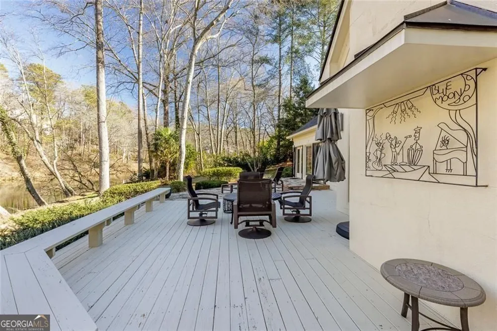 325 Riverhall CT Sandy Springs, GA 30350