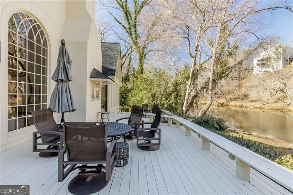 325 Riverhall CT Sandy Springs, GA 30350