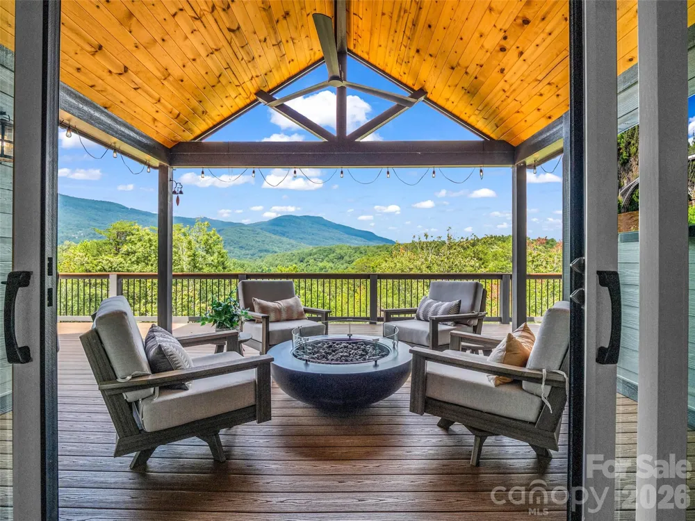 73 Jackson Ridge Lane Mill Spring, NC 28756