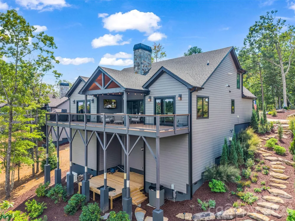 73 Jackson Ridge Lane Mill Spring, NC 28756