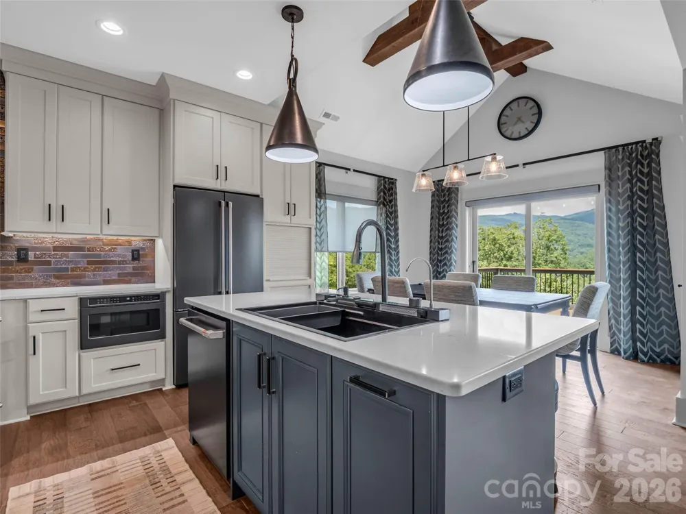 73 Jackson Ridge Lane Mill Spring, NC 28756
