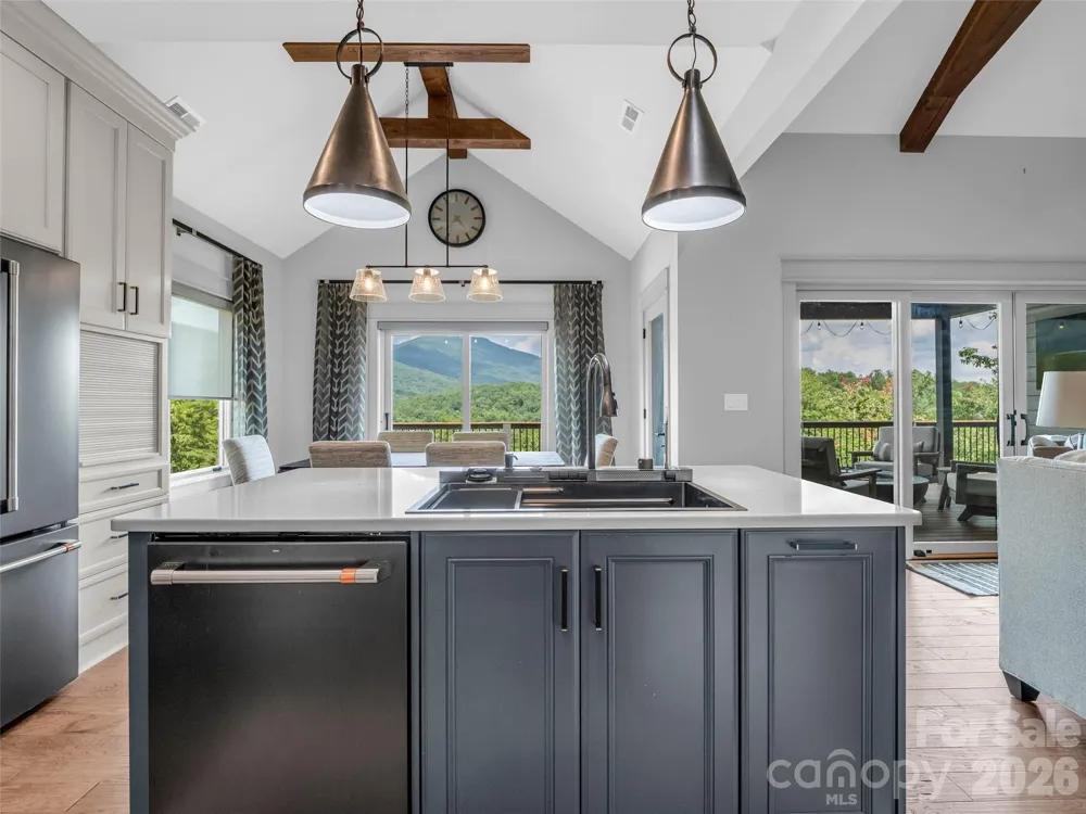 73 Jackson Ridge Lane Mill Spring, NC 28756