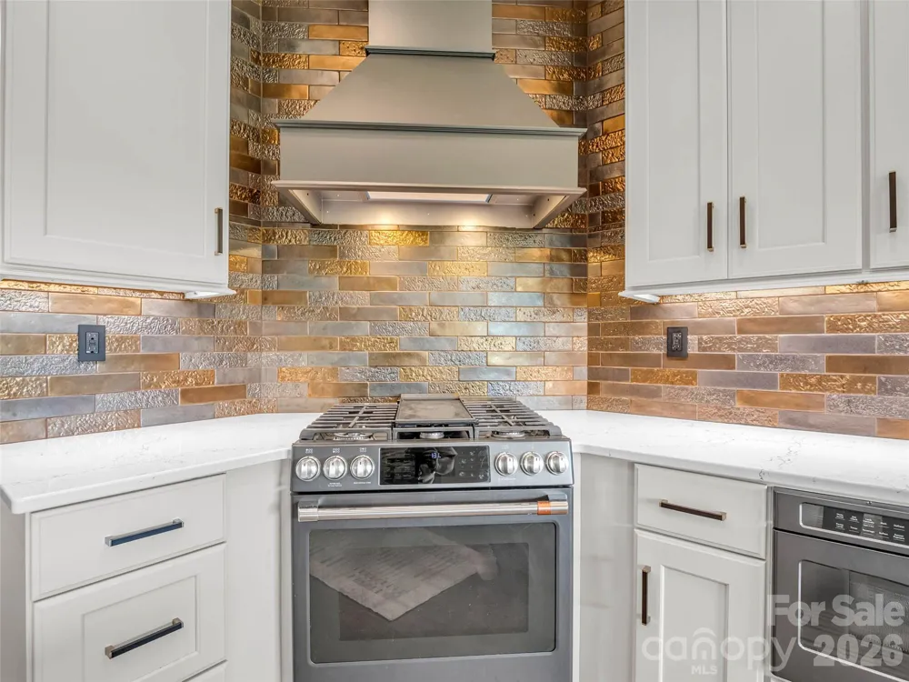 73 Jackson Ridge Lane Mill Spring, NC 28756