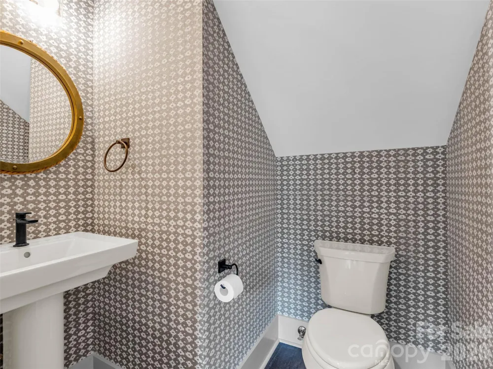 73 Jackson Ridge Lane Mill Spring, NC 28756