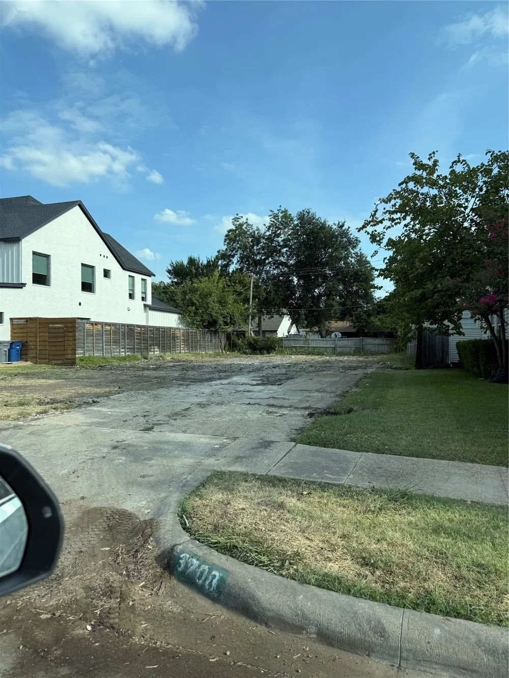 3708 Durango Drive Dallas, TX 75220