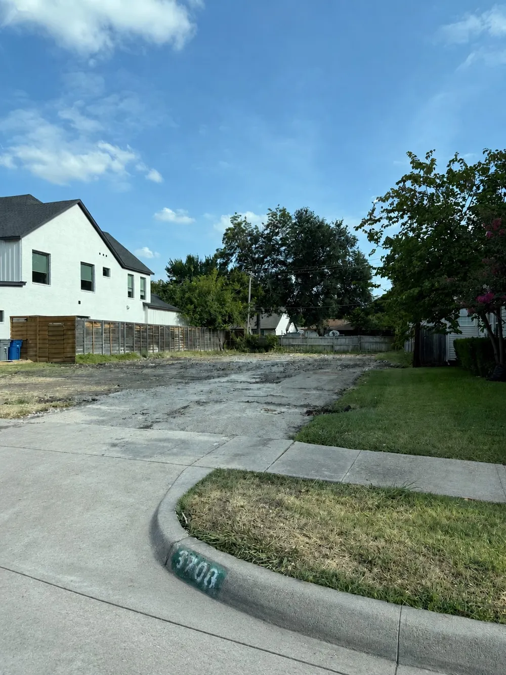 3708 Durango Drive Dallas, TX 75220