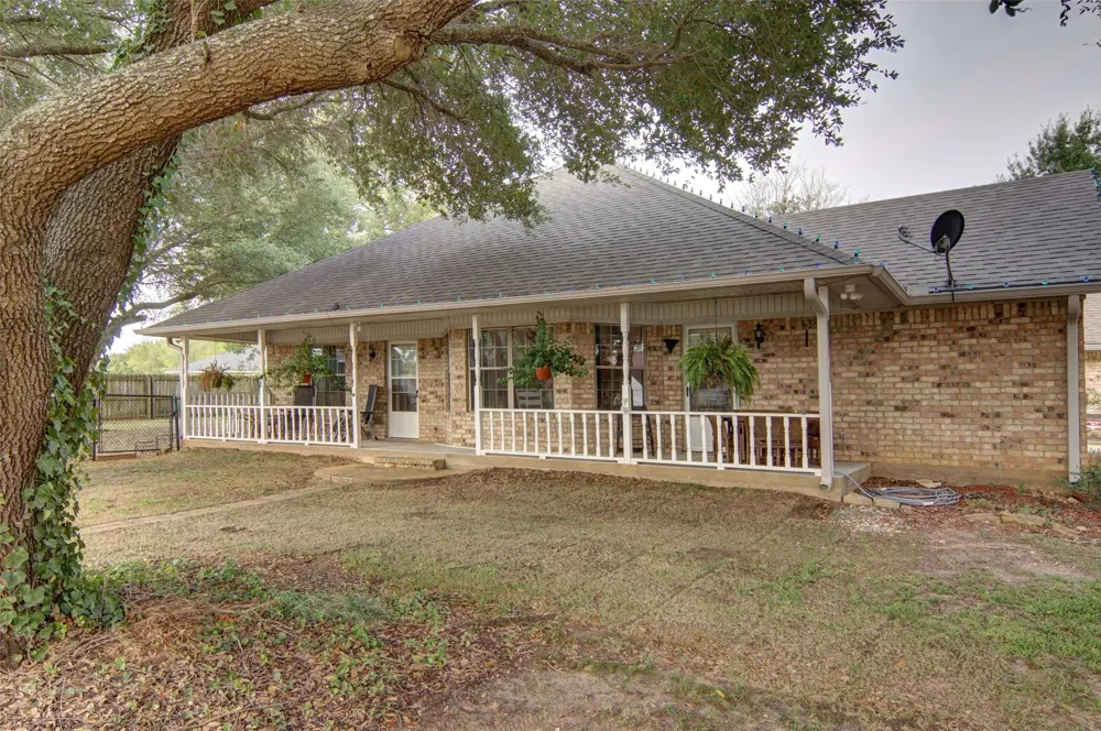 283 CR 1576 Alba, TX 75410