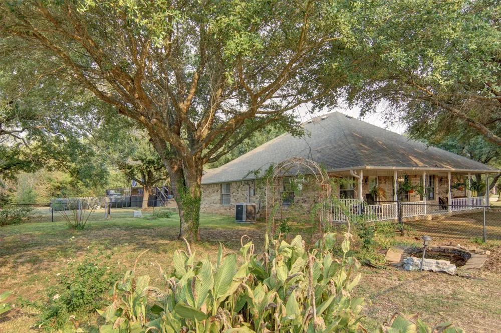283 CR 1576 Alba, TX 75410