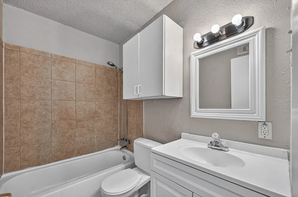 305 Cliff Drive Garland, TX 75042