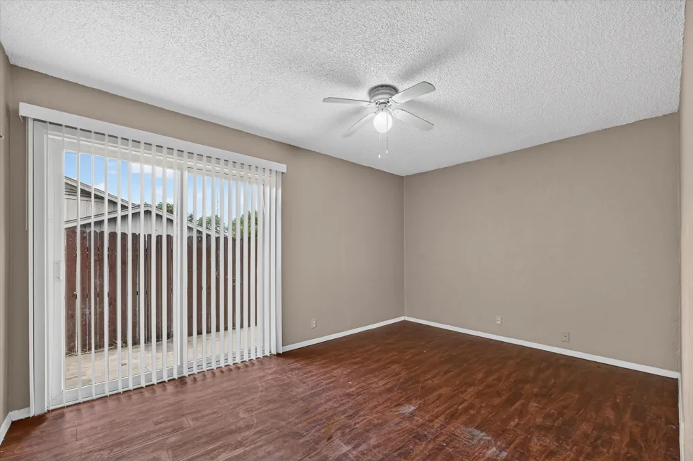 305 Cliff Drive Garland, TX 75042