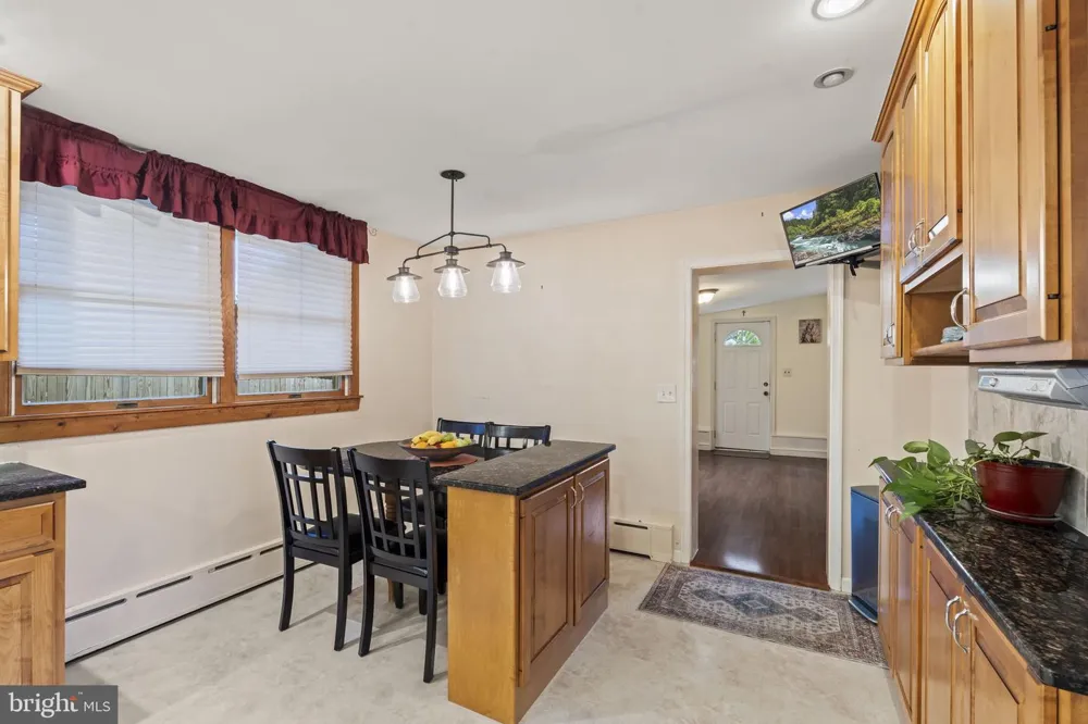 133 CENTRAL AVENUE Rockledge, PA 19046