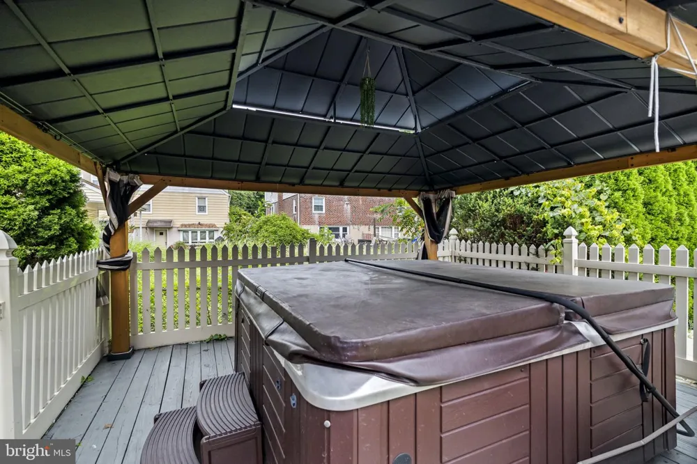 133 CENTRAL AVENUE Rockledge, PA 19046