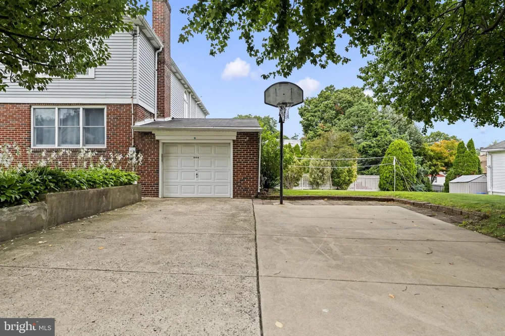 133 CENTRAL AVENUE Rockledge, PA 19046