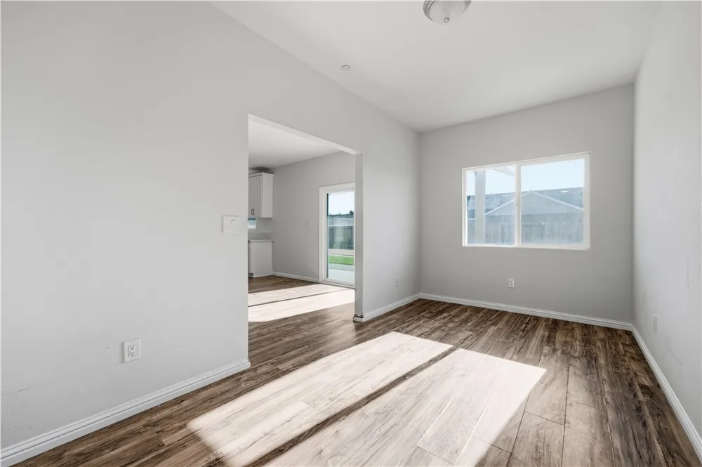 20808 107th Street California City, CA 93505