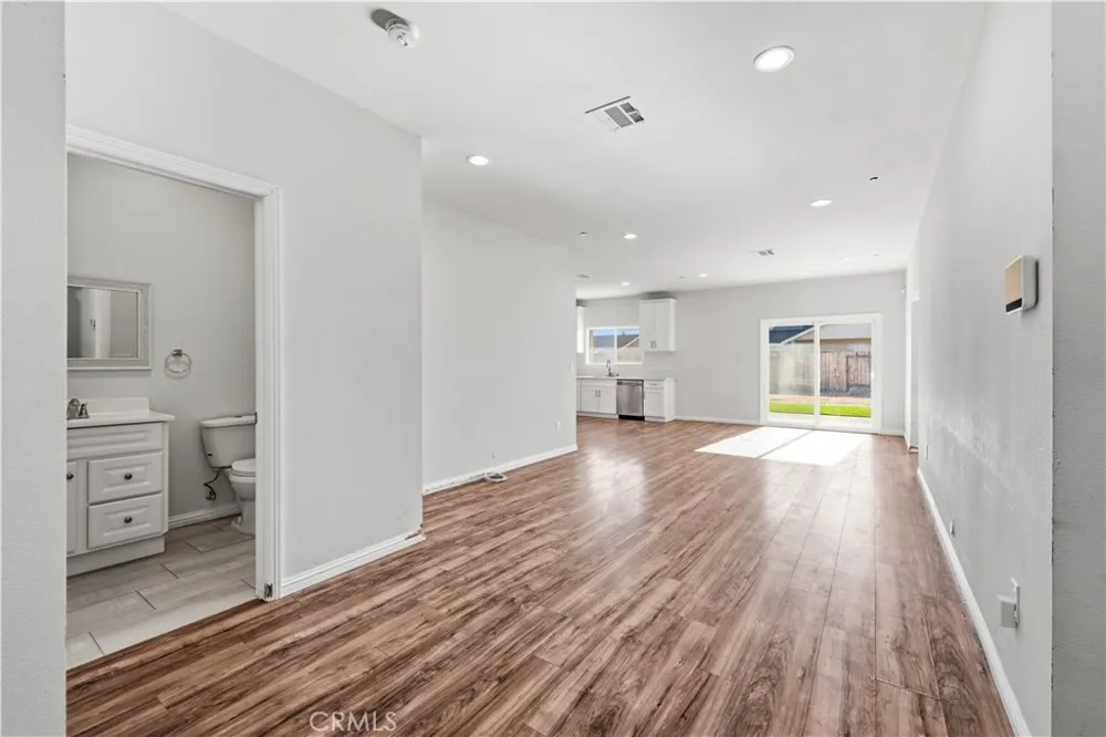 20808 107th Street California City, CA 93505