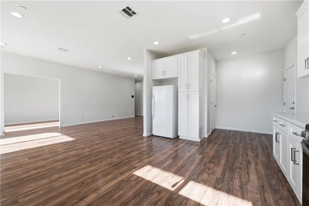 20808 107th Street California City, CA 93505