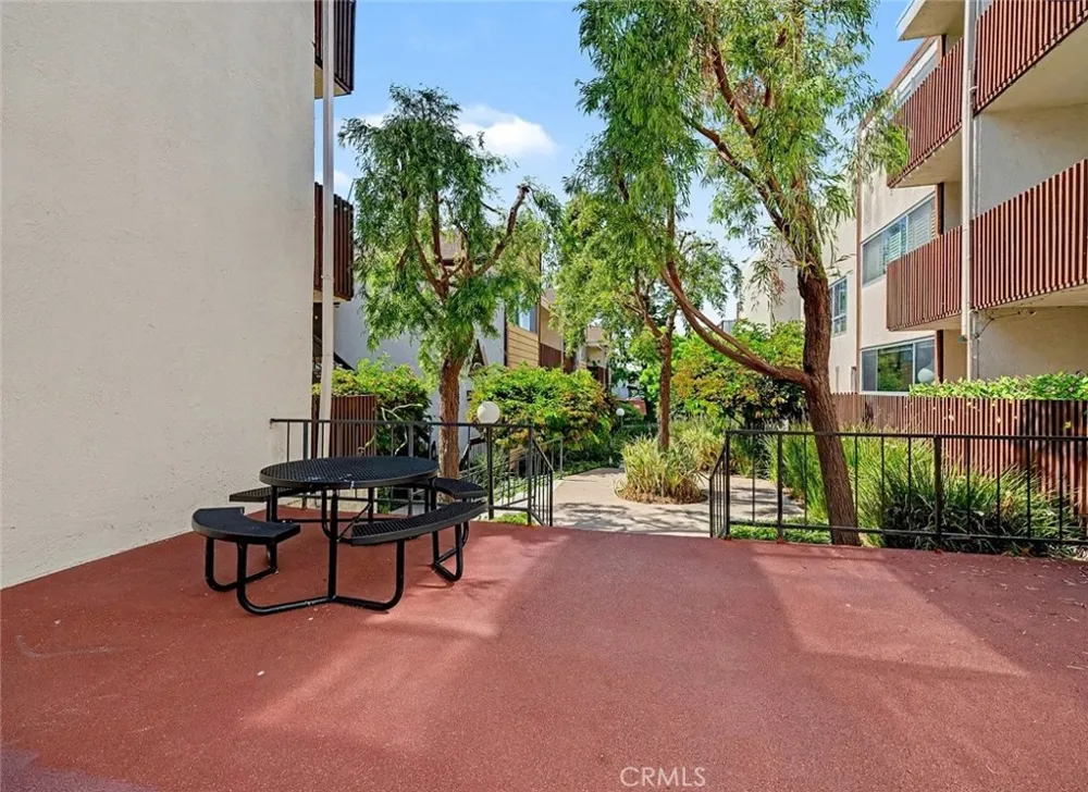 6050 Canterbury #G227 Culver City, CA 90230