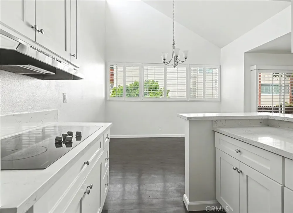 6050 Canterbury #G227 Culver City, CA 90230