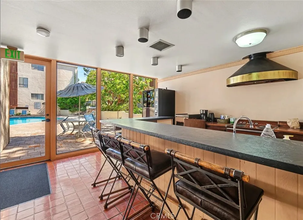 6050 Canterbury #G227 Culver City, CA 90230