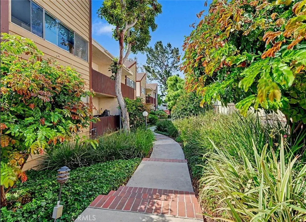 6050 Canterbury #G227 Culver City, CA 90230