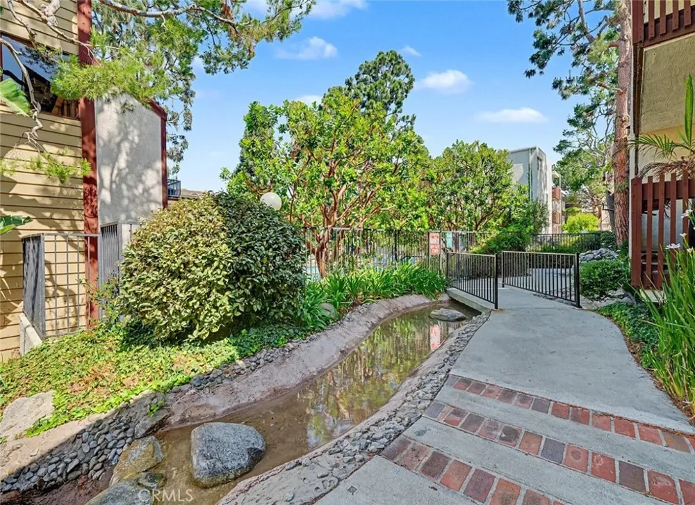 6050 Canterbury #G227 Culver City, CA 90230