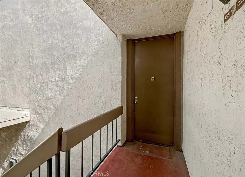 6050 Canterbury #G227 Culver City, CA 90230
