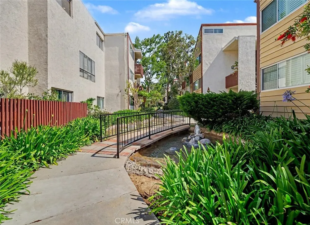 6050 Canterbury #G227 Culver City, CA 90230