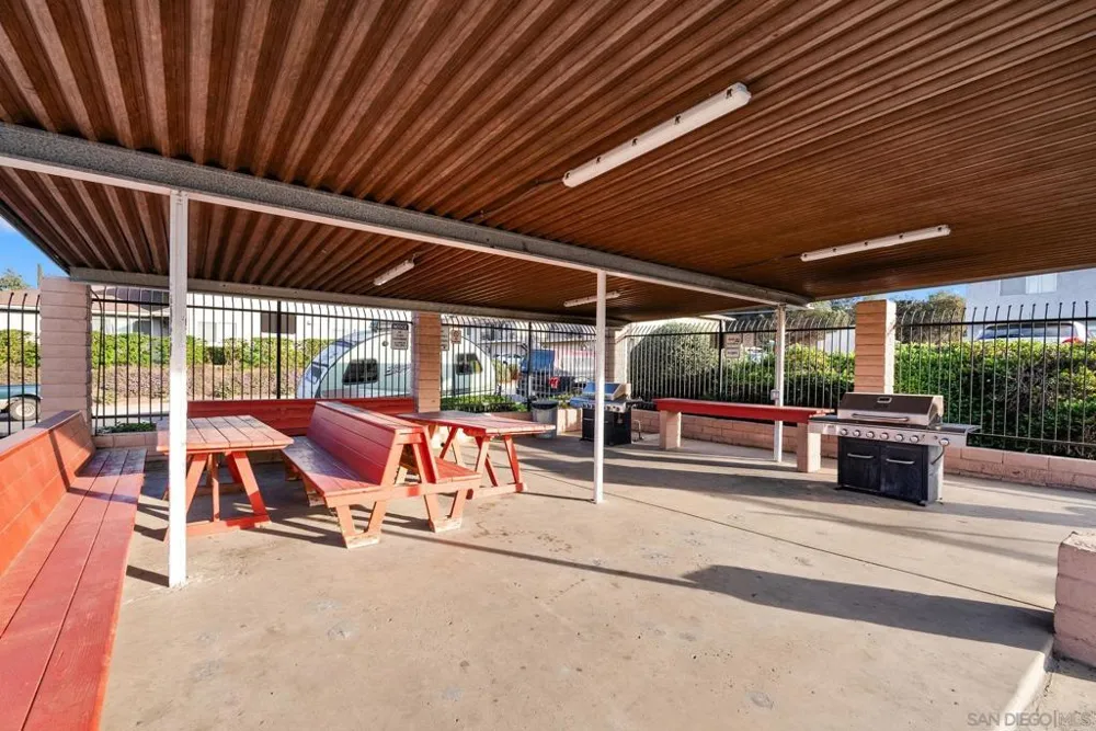 12156 Wintergreen Dr #1 Lakeside, CA 92040