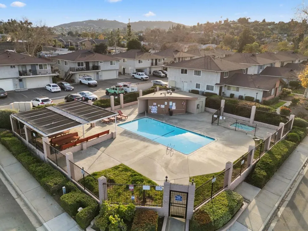 12156 Wintergreen Dr #1 Lakeside, CA 92040