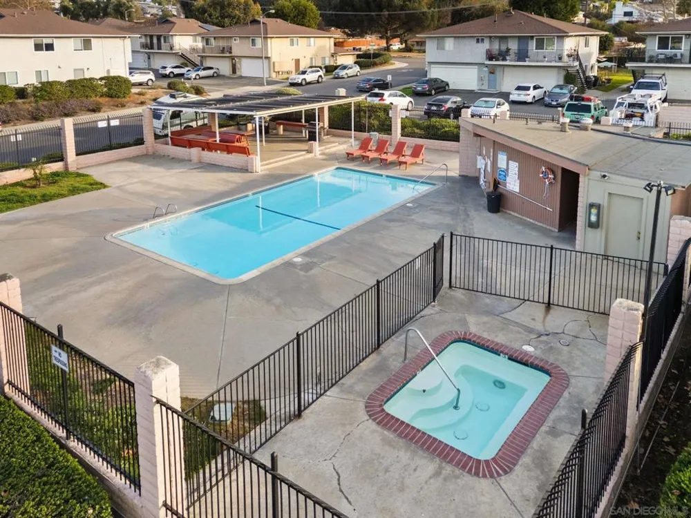 12156 Wintergreen Dr #1 Lakeside, CA 92040