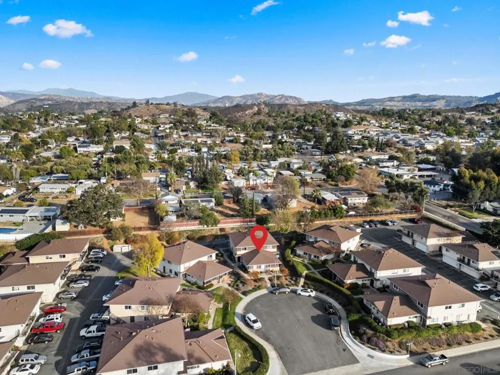 12156 Wintergreen Dr #1 Lakeside, CA 92040