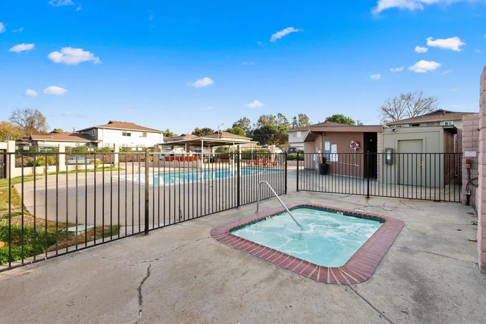 12156 Wintergreen Dr #1 Lakeside, CA 92040