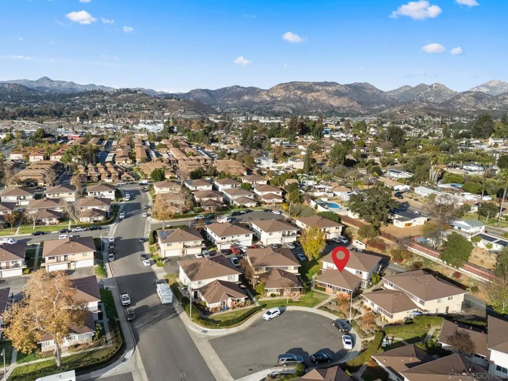 12156 Wintergreen Dr #1 Lakeside, CA 92040