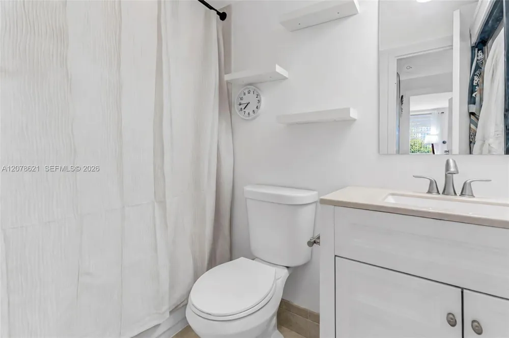 16950 W Dixie Hwy #A626 North Miami Beach, FL 33160