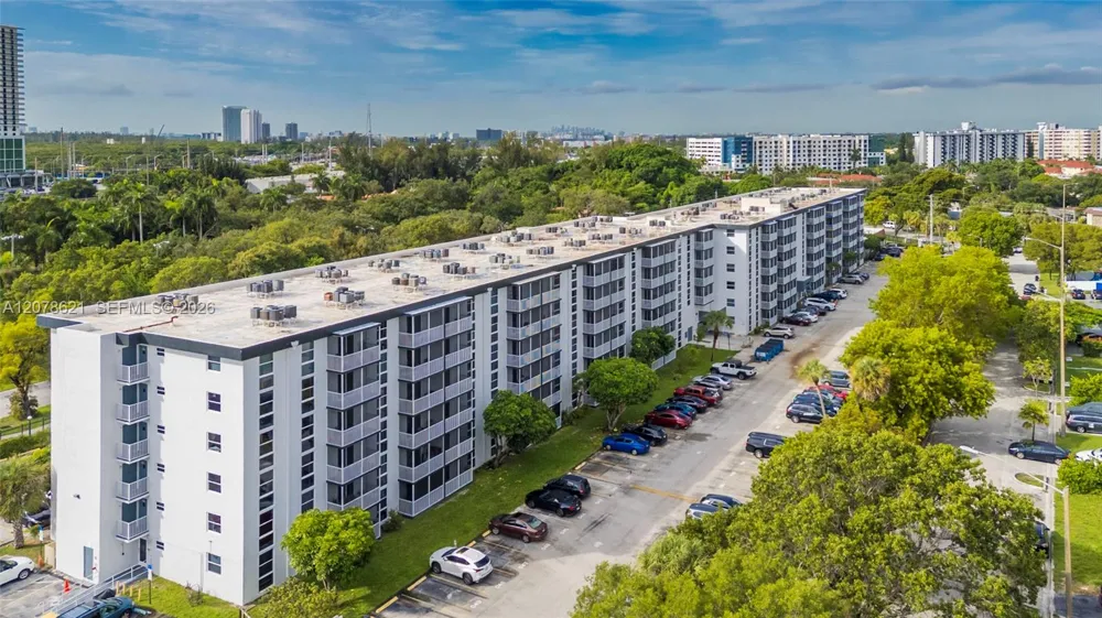 16950 W Dixie Hwy #A626 North Miami Beach, FL 33160