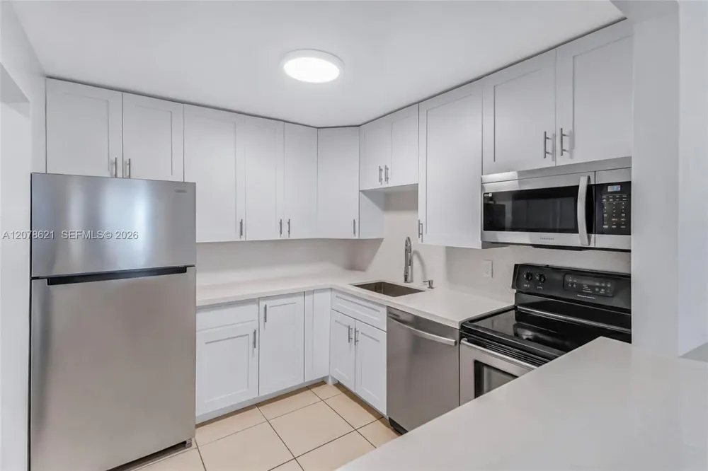 16950 W Dixie Hwy #A626 North Miami Beach, FL 33160