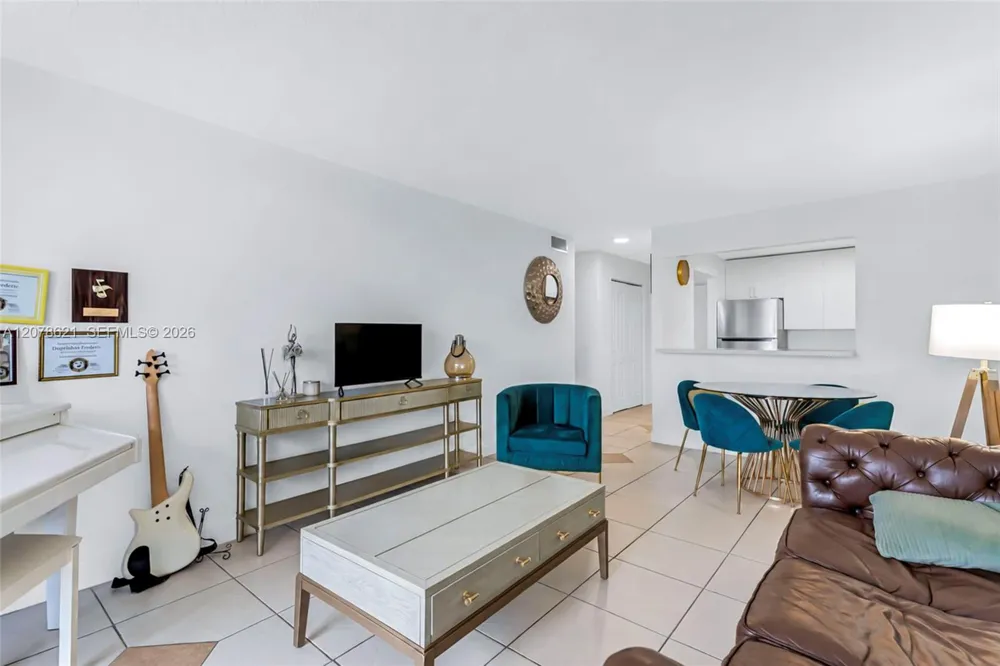 16950 W Dixie Hwy #A626 North Miami Beach, FL 33160