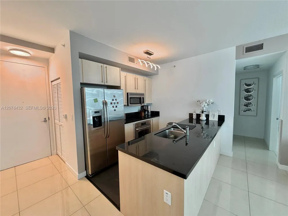 1111 SW 1st Ave #2215-N Miami, FL 33130