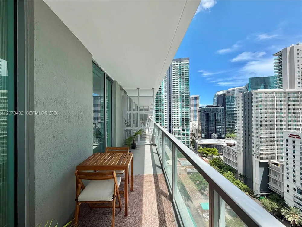 1111 SW 1st Ave #2215-N Miami, FL 33130
