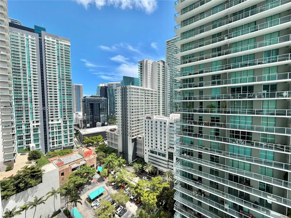 1111 SW 1st Ave #2215-N Miami, FL 33130