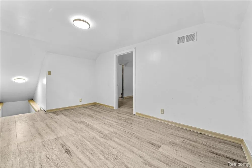 11098 Whithorn Street Detroit City, MI 48205