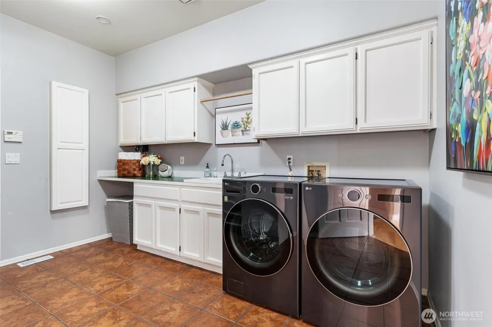 475 SW 345th St Federal Way, WA 98023