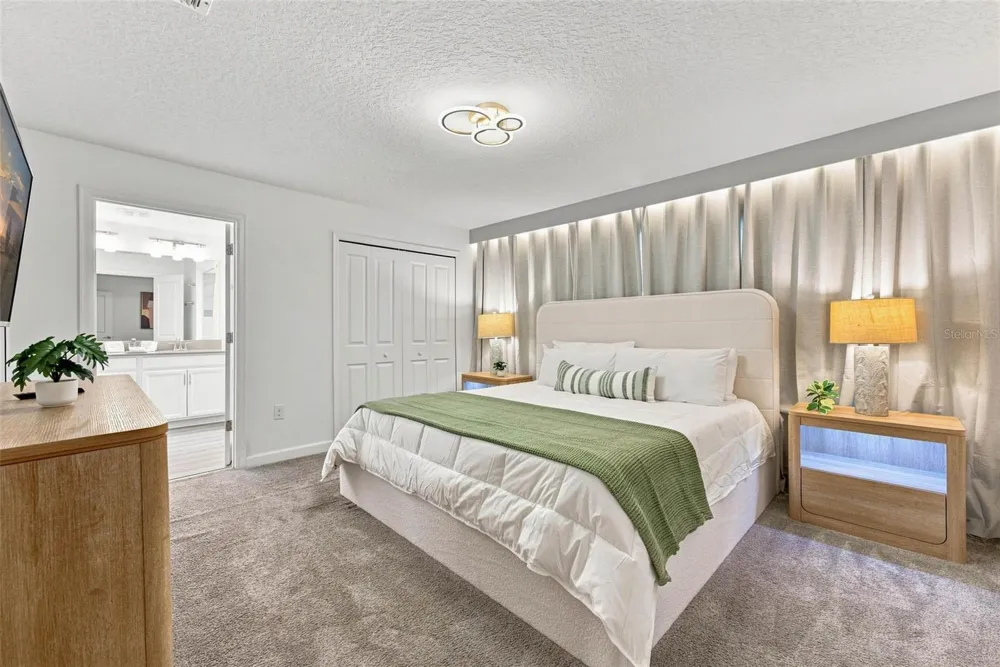 880 PEBBLE BEACH DRIVE Davenport, FL 33896