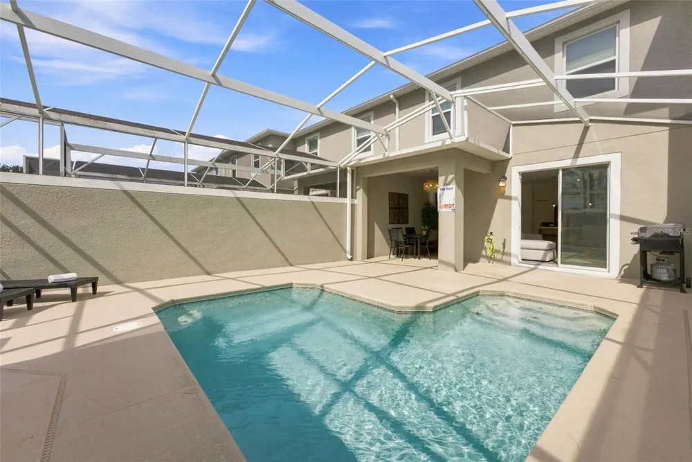 880 PEBBLE BEACH DRIVE Davenport, FL 33896