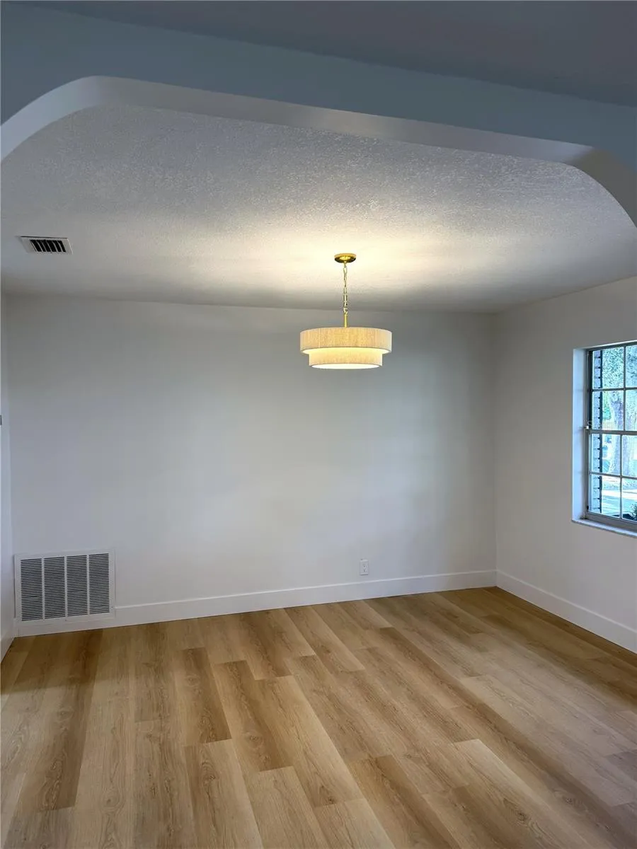 13808 CHERRY BROOK LANE Tampa, FL 33618