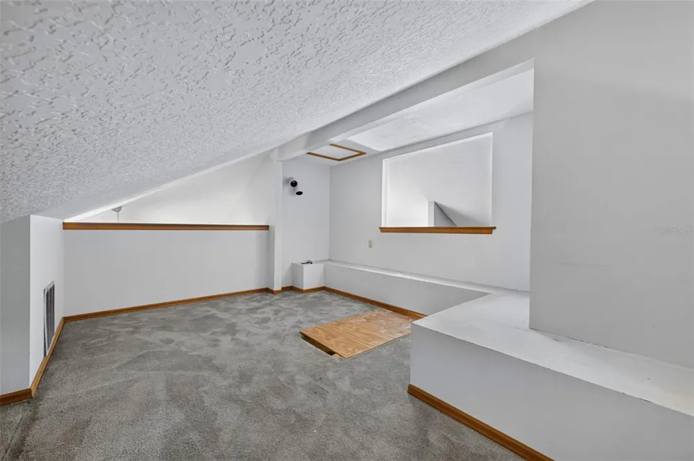 25717 TROON AVENUE Sorrento, FL 32776