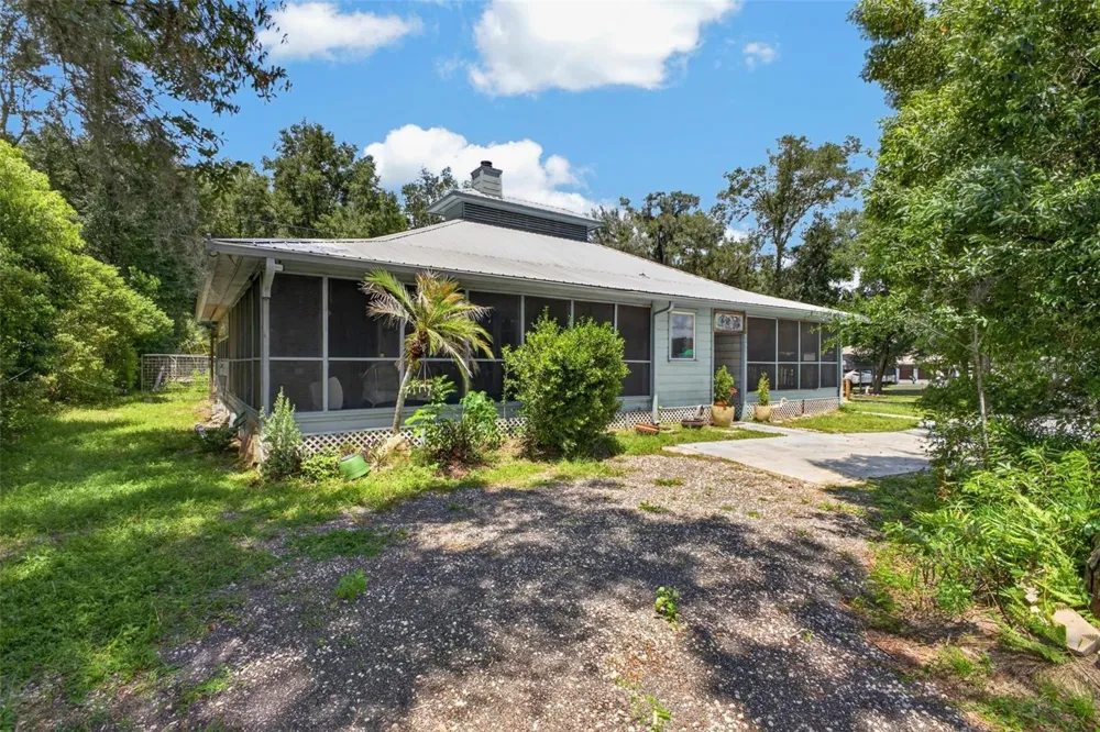 25717 TROON AVENUE Sorrento, FL 32776